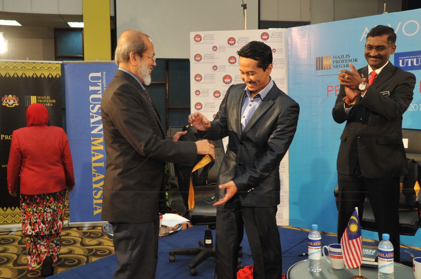 PRO15 151 ADVOKASI HAS 7326